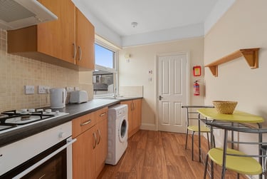 3 bed house, Mildmay street, City centre, Plymouth, PL48NE - Image 5