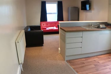 3 bed house, Hill Park Crescent, North hill, Plymouth, PL48JP - Image 5
