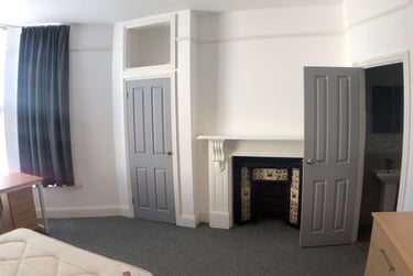 3 bed flat, Ford Park Road, Mutley, Plymouth, PL46QY - Image 4