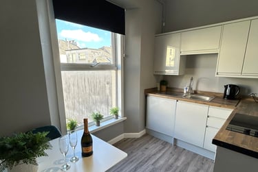 3 bed flat, Mount Street, Greenbank, Plymouth, PL48NZ - Image 4