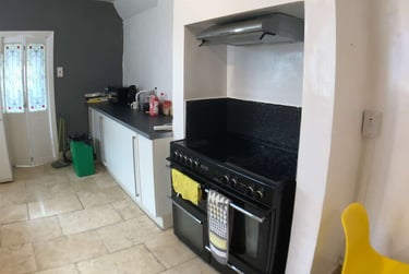 4 bed house, Derry Avenue, City Centre, Plymouth, PL46BH - Image 3