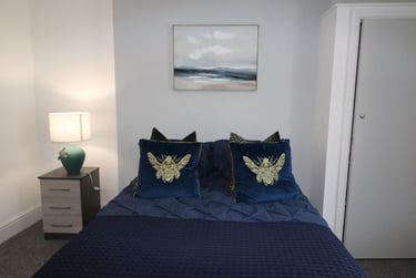 2 bed flat, Prospect Street, Greenbank, Plymouth, PL48NY - Image 2