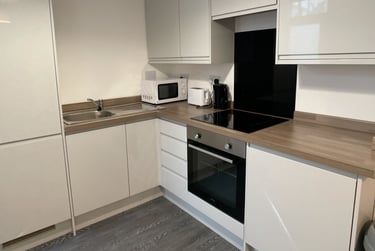 1 bed flat, Ermington Terrace, Mutley, Plymouth, PL46QG - Image 3