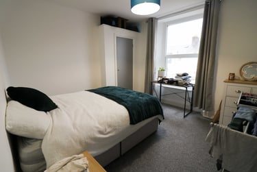 3 bed flat, Ermington Terrace, Mutley, Plymouth, PL46QG - Image 5