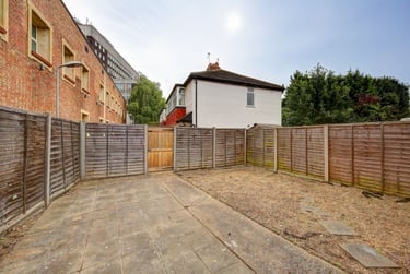 6 bed house, The Bittoms, City Centre, Kingston, KT12AR - Image 6