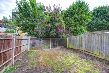 4 bed house, The Bittoms, City Centre, Kingston, KT12AR - Image 7