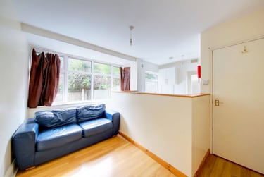 4 bed house, The Bittoms, City Centre, Kingston, KT12AR - Image 9