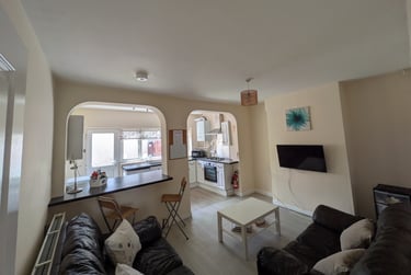 4 bed house, St. Pauls Road, Francis Close Hall, Cheltenham, GL504ER - Image 4