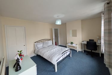 4 bed house, St. Pauls Road, Francis Close Hall, Cheltenham, GL504ER - Image 9