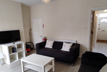 4 bed house, St. Pauls Road, Francis Close Hall, Cheltenham, GL504ER - Image 3