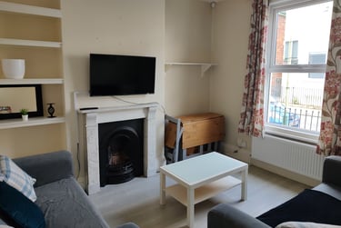 5 bed house, Marle Hill Parade, Francis Close Hall, Cheltenham, GL504LG - Image 2