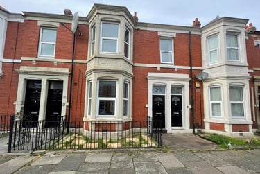 6 bed house, Myrtle Grove, Jesmond, Newcastle, NE23HT - Image 2