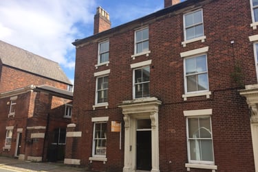 2 bed flat, Waltons Parade, City centre, Preston, PR18QT - Image 1