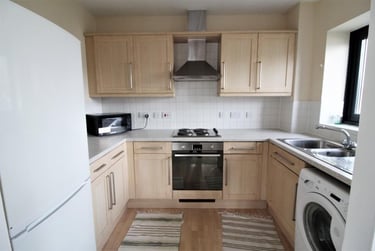 3 bed flat, New North Road, St Sidwells, Exeter, EX44JH - Image 4