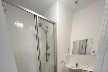 3 bed flat, New North Road, St Sidwells, Exeter, EX44JH - Image 6