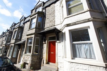 5 bed house, St. Oswald Street, City Centre, Lancaster, LA13AS - Image 1