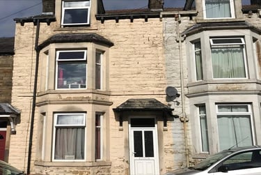 5 bed house, St. Oswald Street, City Centre, Lancaster, LA13AS - Image 1
