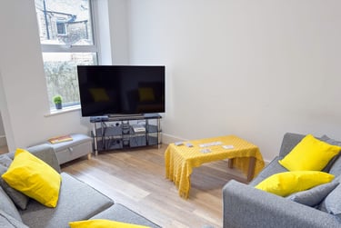 5 bed house, Meadow Street, City Centre, Lancaster, LA15PH - Image 1