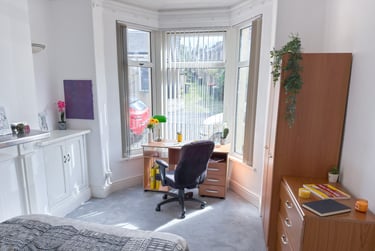 5 bed house, Dumbarton Road, City Centre, Lancaster, LA13BX - Image 2