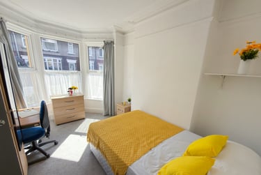 4 bed house, Wingate Saul Road, City Centre, Lancaster, LA15DP - Image 2