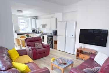 6 bed house, Gregson Road, City Centre, Lancaster, LA13DJ - Image 2