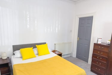 6 bed house, Westbourne Road, City Centre, Lancaster, LA15DB - Image 2