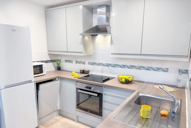 1 bed studio, Queen Square, City Centre, Lancaster, LA11RN - Image 3