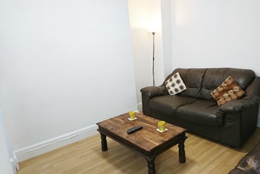 4 bed house, Park Square, City Centre, Lancaster, LA13EH - Image 2