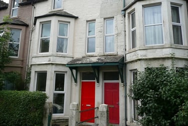 6 bed house, Hubert Place, City Centre, Lancaster, LA15PF - Image 1