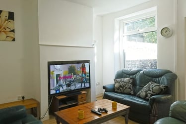 4 bed house, Gladstone Terrace, City Centre, Lancaster, LA11DW - Image 2