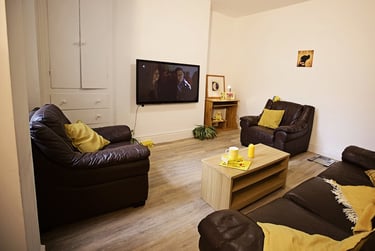 6 bed house, Dale Street, City Centre, Lancaster, LA13AP - Image 2