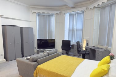 1 bed studio, Queen Square, City Centre, Lancaster, LA11RN - Image 3
