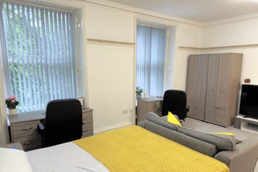 1 bed studio, Queen Square, City Centre, Lancaster, LA11RN - Image 2
