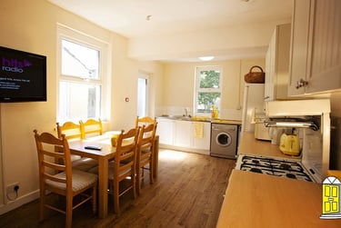 6 bed house, Dallas Road, City Centre, Lancaster, LA11TW - Image 4