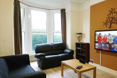 6 bed house, Hubert Place, City Centre, Lancaster, LA15PF - Image 3