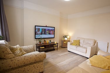 6 bed house, Portland Street, City Centre, Lancaster, LA11SZ - Image 3