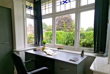 6 bed house, Hall Park, Scotforth, Lancaster, LA14SH - Image 2