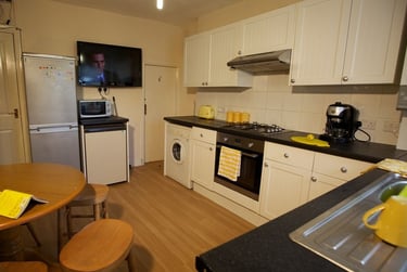 4 bed house, Park Square, City Centre, Lancaster, LA13EH - Image 4