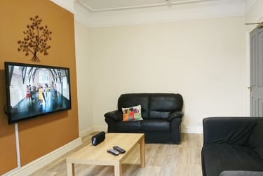 6 bed house, Hubert Place, City Centre, Lancaster, LA15PF - Image 4