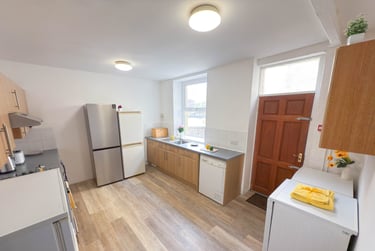 7 bed house, Hubert Place, City Centre, Lancaster, LA15PF - Image 5