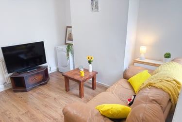 3 bed house, Gregson Road, City Centre, Lancaster, LA13DH - Image 2