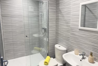 1 bed studio, Queen Square, City Centre, Lancaster, LA11RN - Image 9