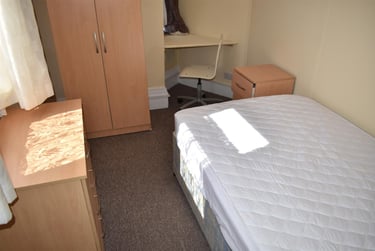 6 bed house, St Andrews Road, University of Portsmouth, Portsmouth, PO51EX - Image 5
