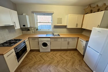 2 bed flat, St. Georges Square, University of Portsmouth, Portsmouth, PO13AR - Image 1