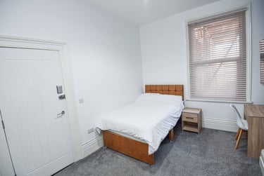 7 bed flat, Taswell Road, Southsea, Portsmouth, PO52RG - Image 10
