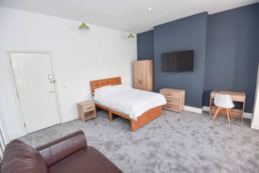 7 bed flat, Taswell Road, Southsea, Portsmouth, PO52RG - Image 2