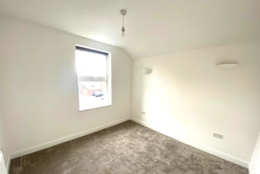 5 bed flat, Albert Road, Southsea, Portsmouth, PO52SN - Image 3