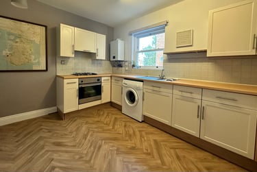 2 bed flat, St. Georges Square, University of Portsmouth, Portsmouth, PO13AR - Image 4