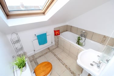 5 bed house, Aston Road, Southsea, Portsmouth, PO49BH - Image 2