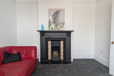 4 bed house, Delamere Road, Southsea, Portsmouth, PO40JB - Image 1